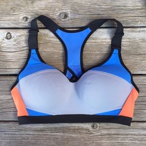 Victoria Secret Heavy Duty Sport Bra